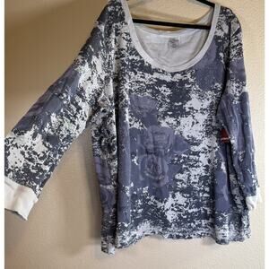NWT Tees 2 Please Avenue Plus 30/32 Gray Floral Camo Embellished Cotton